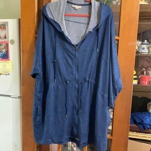 🌼 Soft blue jacket light weight size 3X